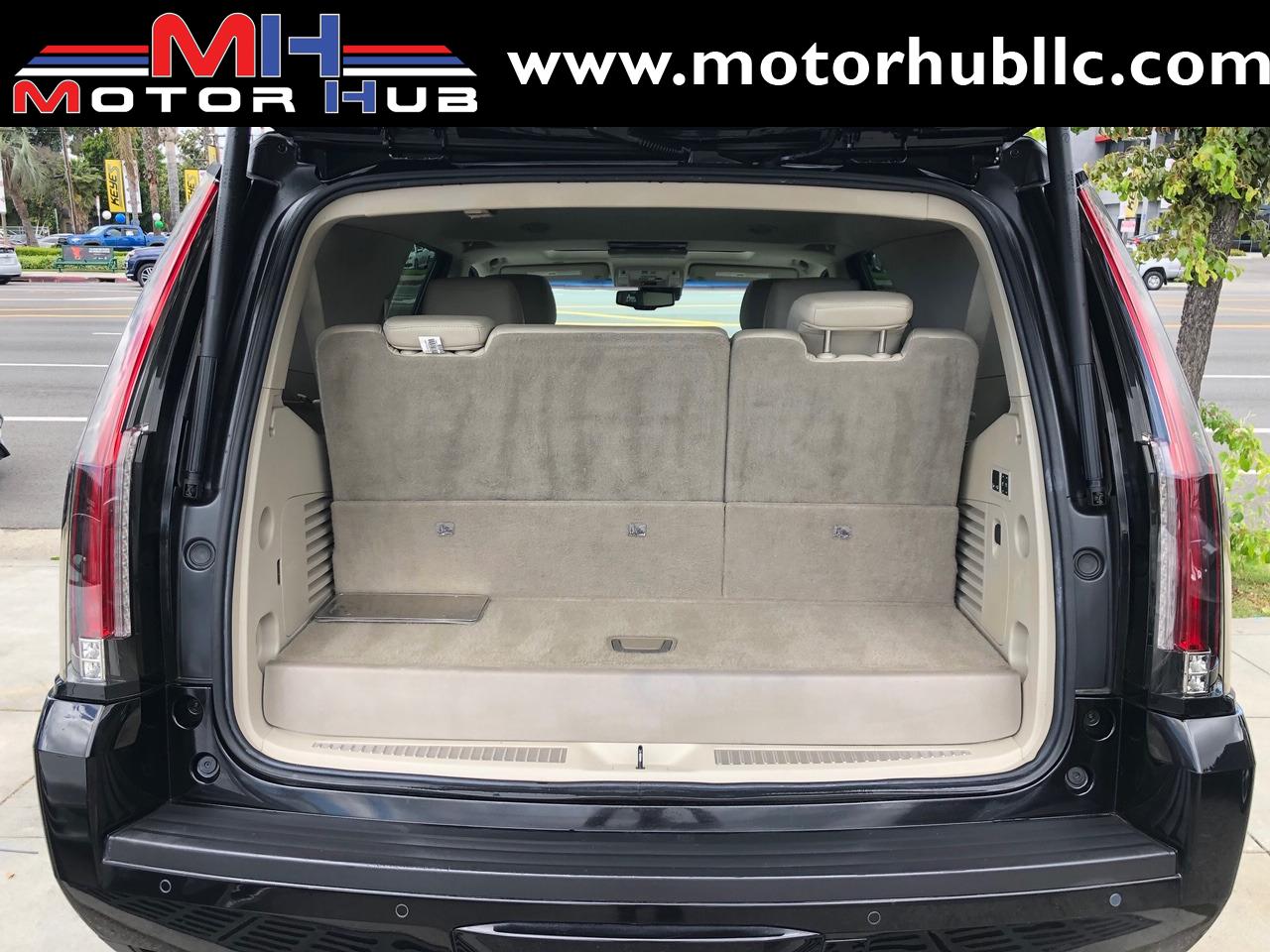 Used-2015-Cadillac-Escalade-Luxury