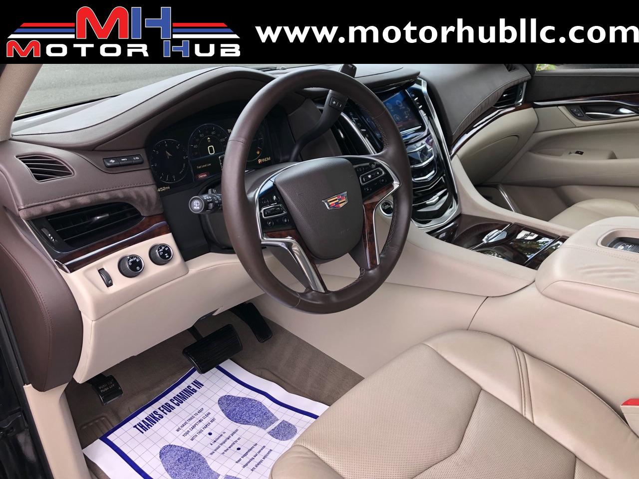 Used-2015-Cadillac-Escalade-Luxury