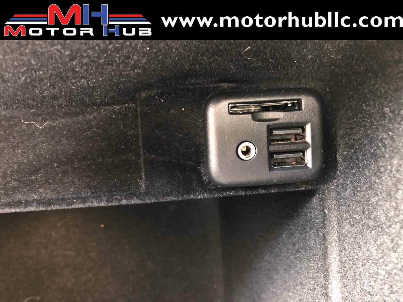 Used-2015-Cadillac-Escalade-Luxury