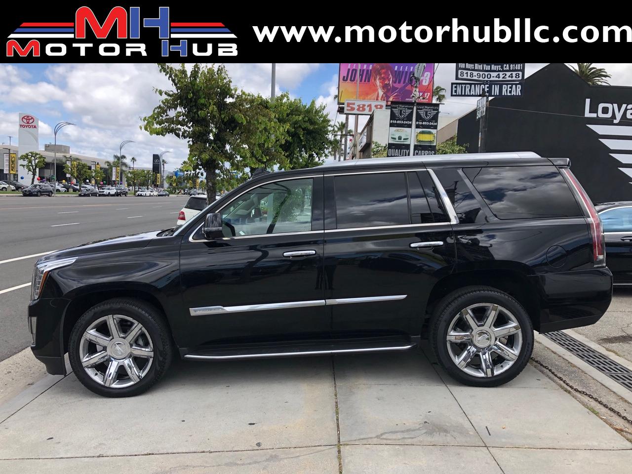 Used-2015-Cadillac-Escalade-Luxury