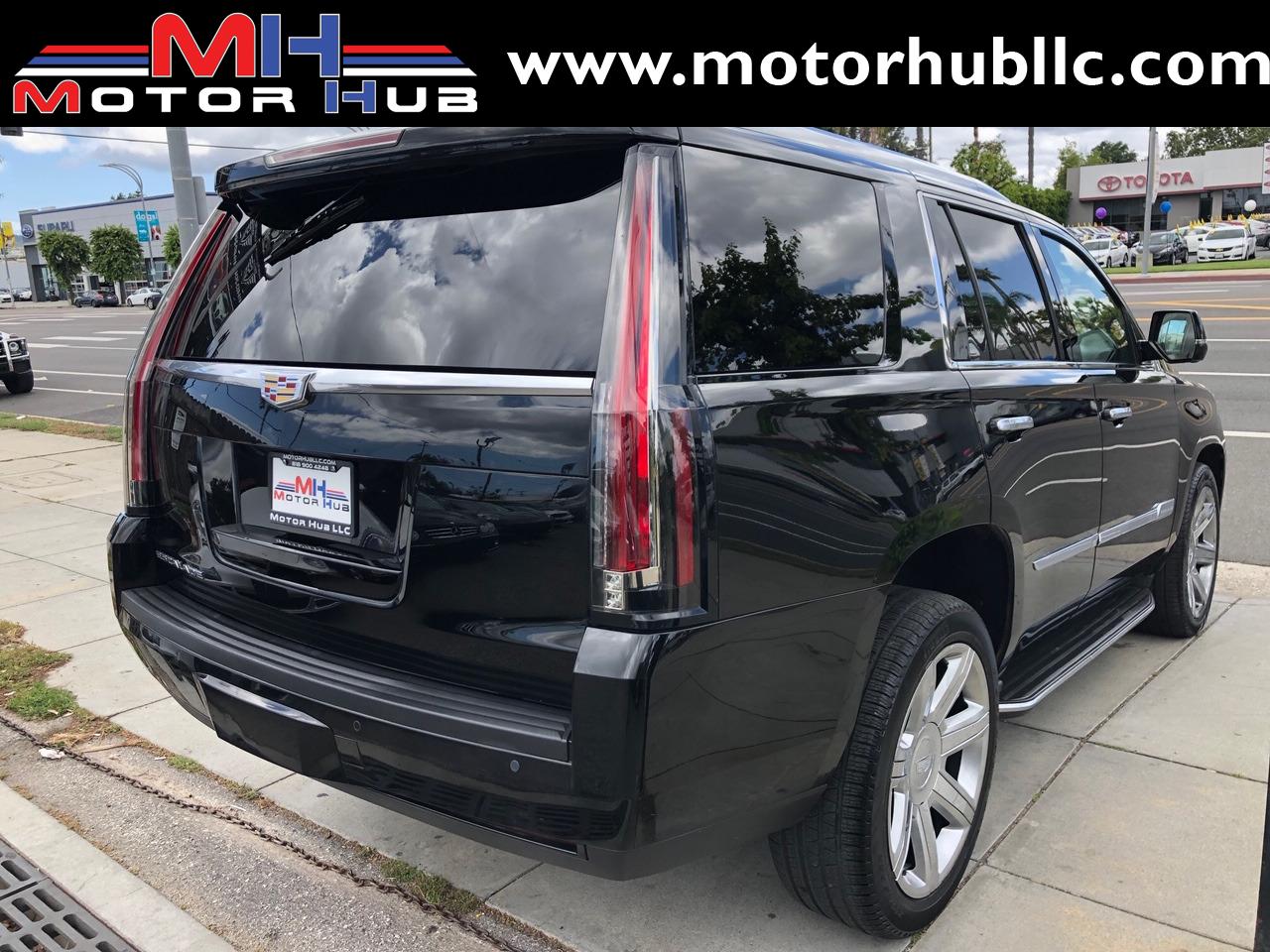 Used-2015-Cadillac-Escalade-Luxury