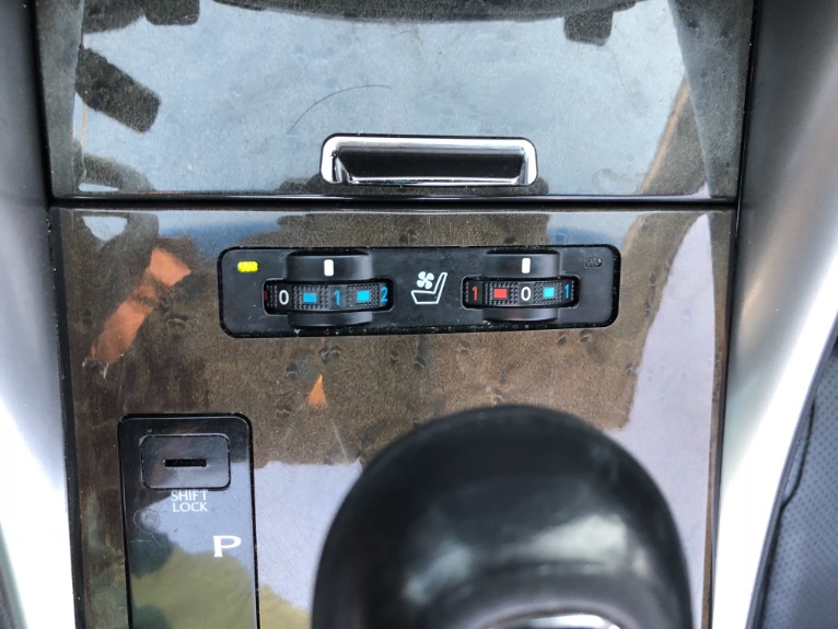 Used-2011-Lexus-IS-350C