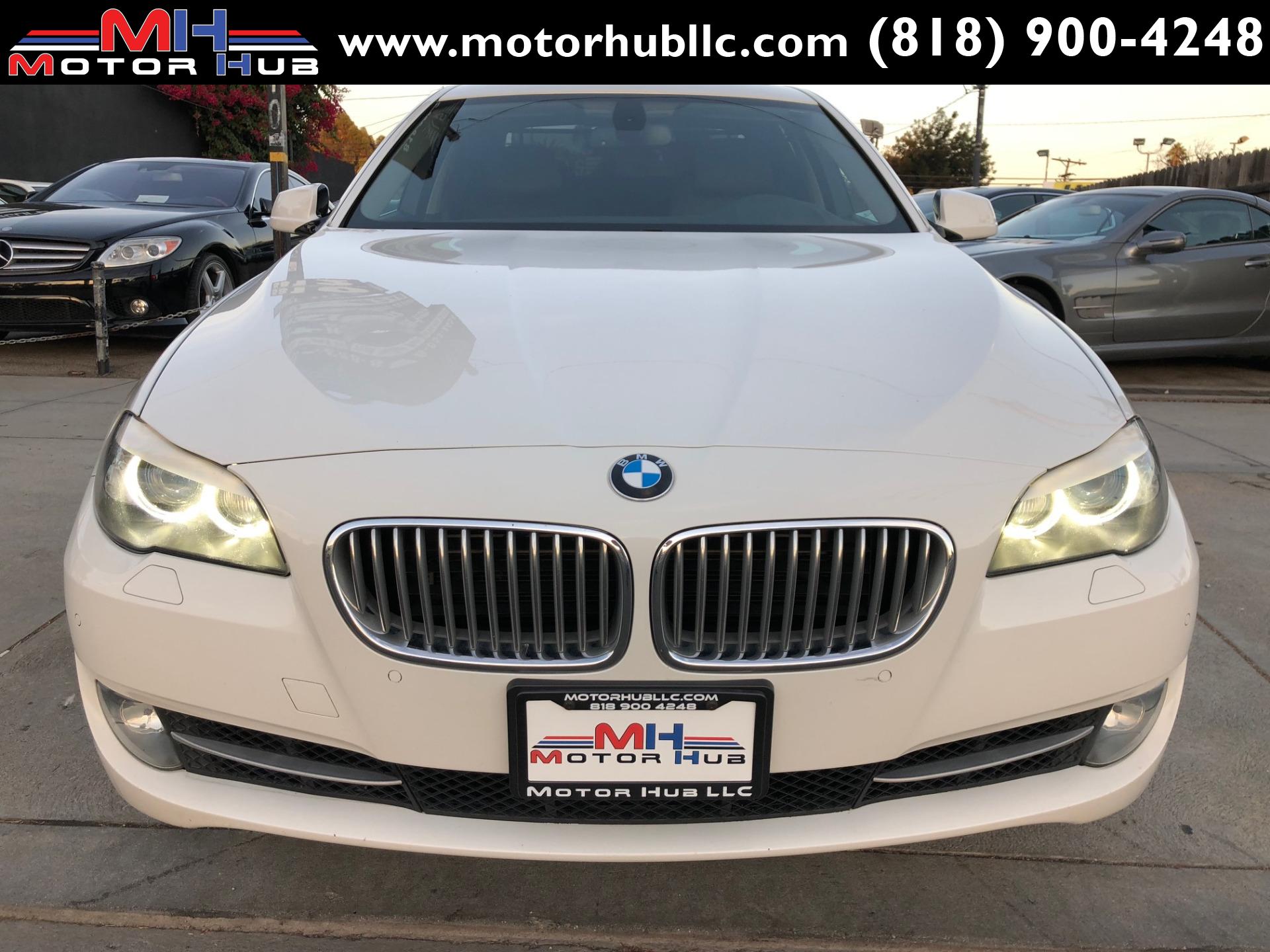 Used-2011-BMW-5-Series-550i