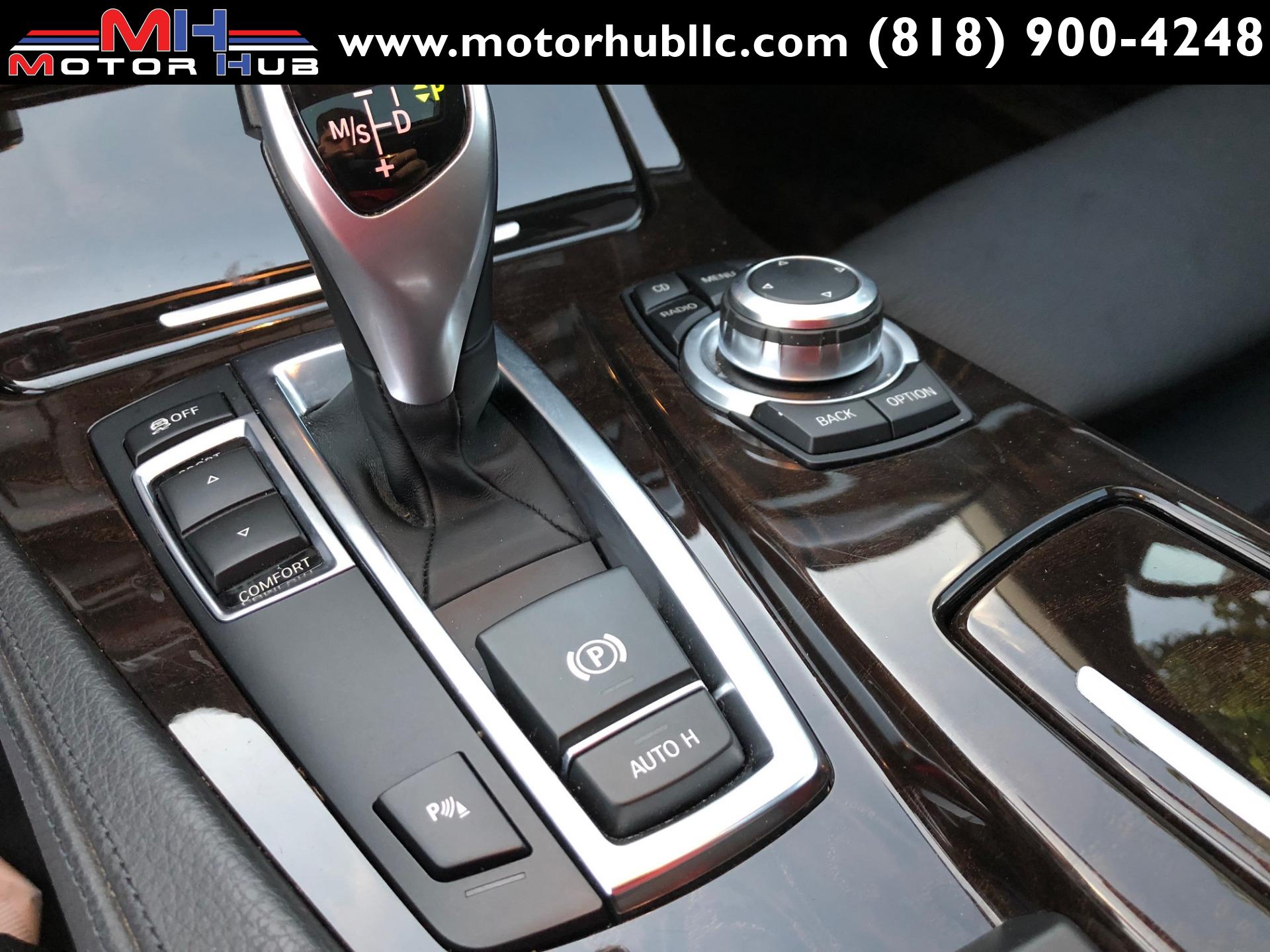 Used-2011-BMW-5-Series-550i