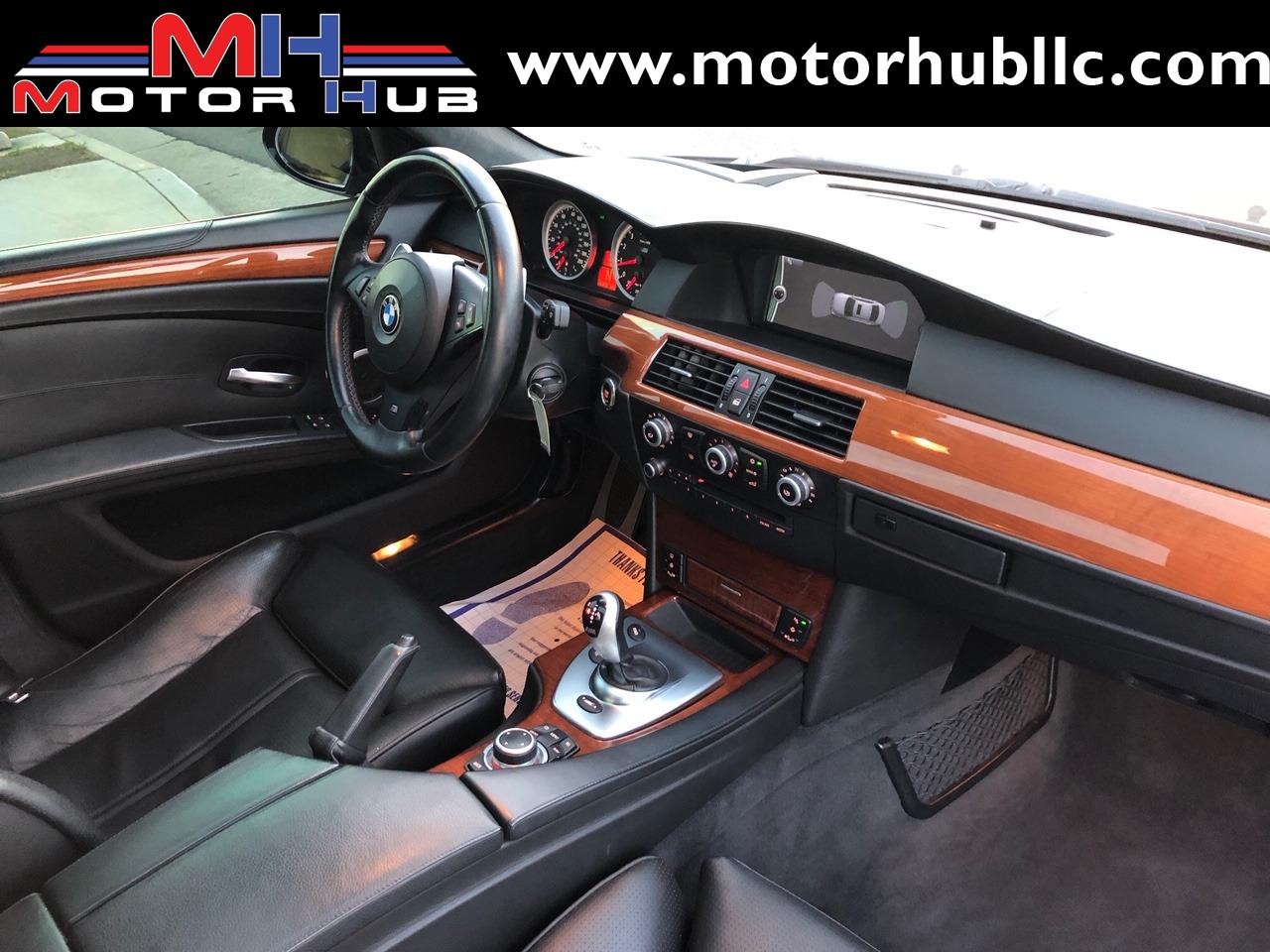 2010 BMW M5 Sedan Interior Photos